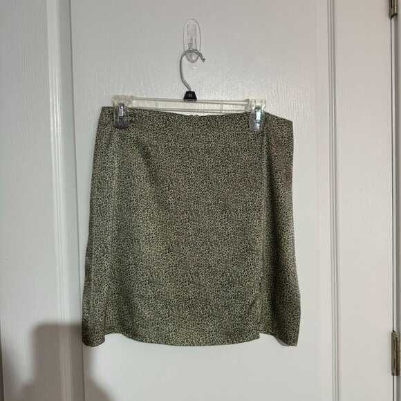 Skirt | Lulus | Size M - Picture 3 of 4